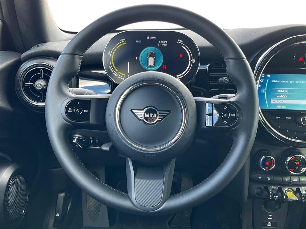 Mini Cooper SE EL Premium Plus 184HK 3d Aut. - Image 11