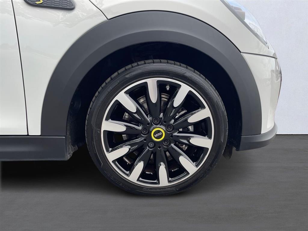 Mini Cooper SE EL Premium Plus 184HK 3d Aut. - Image 9