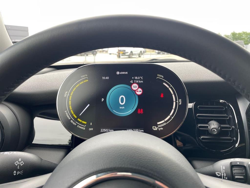Mini Cooper SE EL Premium Plus 184HK 3d Aut. - Image 12