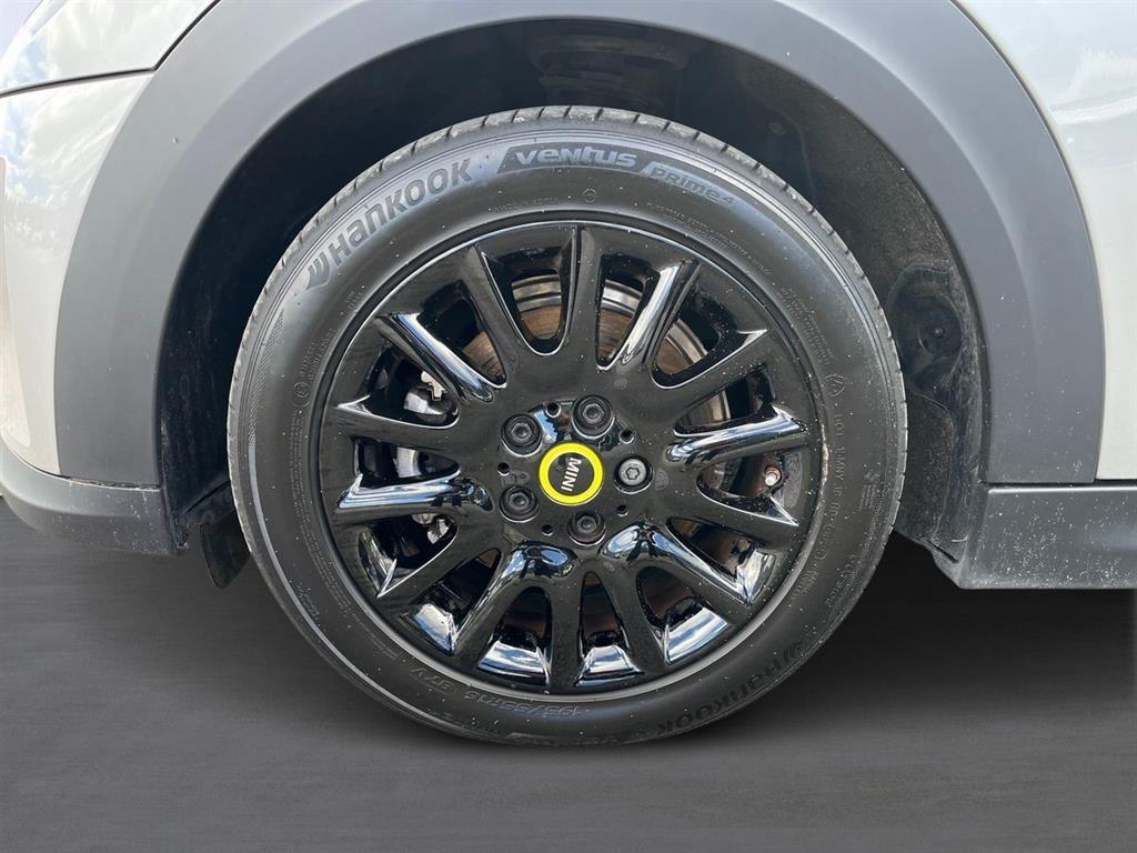 Mini Cooper SE EL Premium Plus 184HK 3d Aut. - Image 9