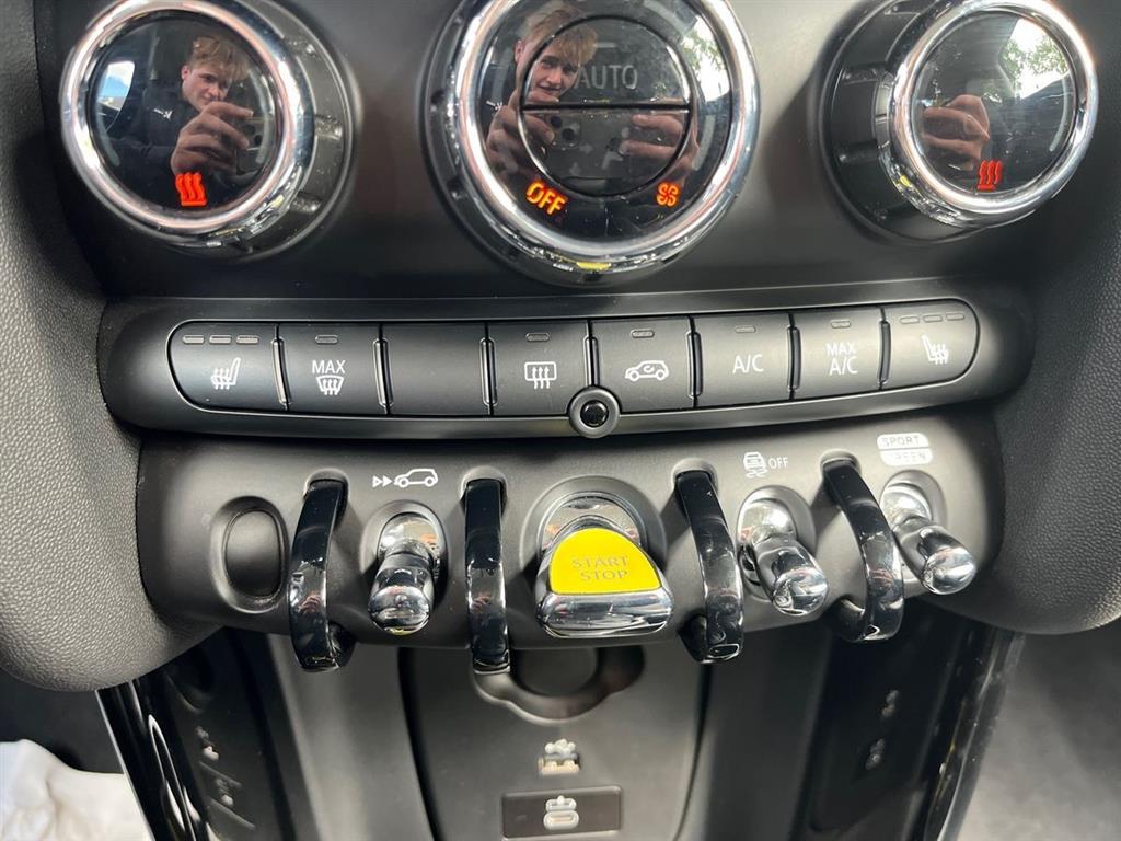 Mini Cooper SE EL Premium Plus 184HK 3d Aut. - Image 18