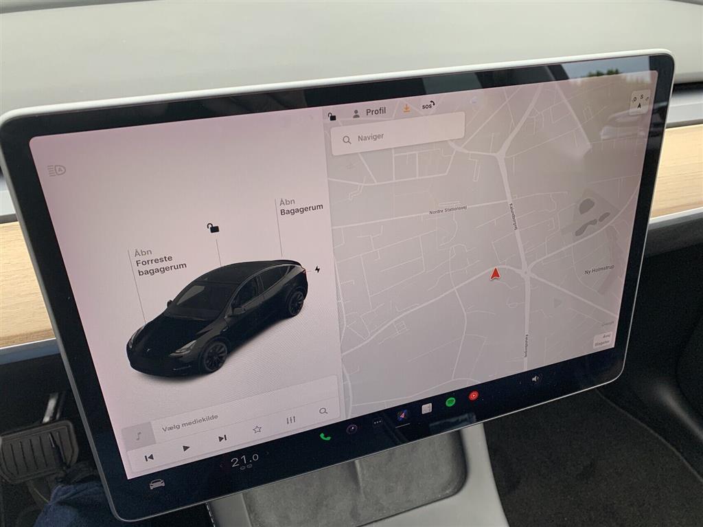 Tesla Model Y 75 kWh Long Range AWD 514HK 5d Aut. - Image 8