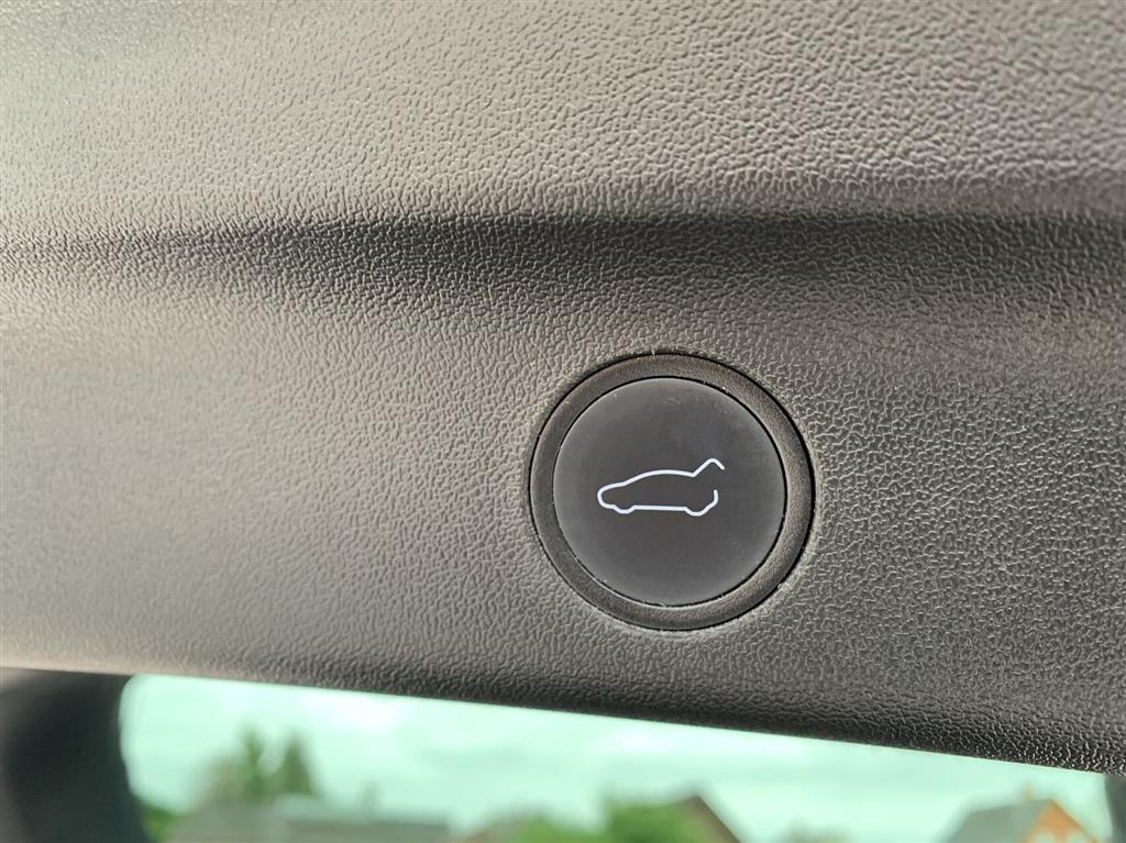 Tesla Model Y 75 kWh Long Range AWD 514HK 5d Aut. - Image 15
