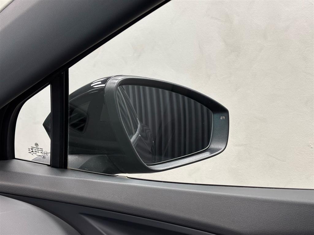 VW ID.4 EL 1st 204HK 5d Aut. - Image 24
