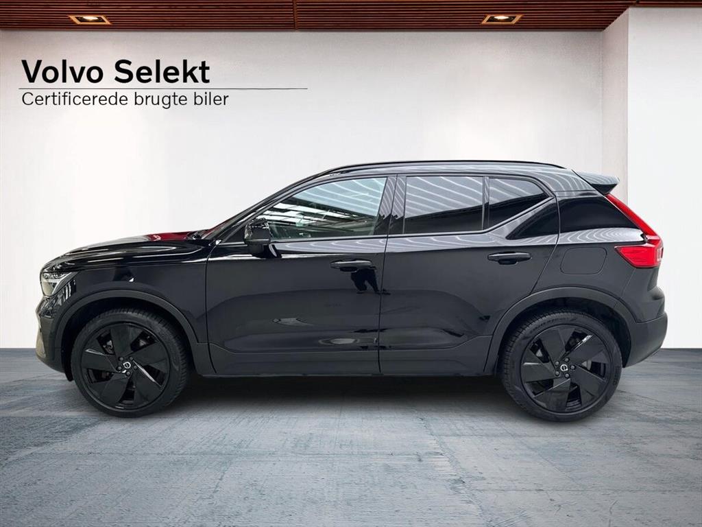 Volvo EX40 Single Motor Extended Range Black Edition 252HK 5d Aut. - Image 3