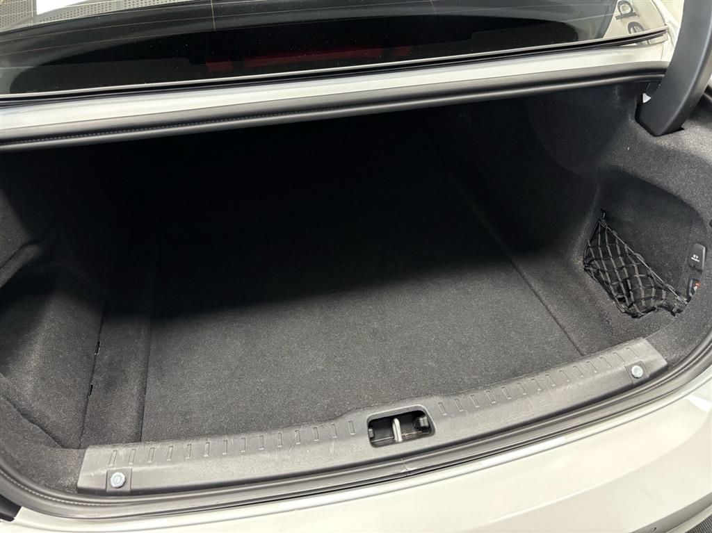 Volvo S90 2,0 D4 R-design 190HK 8g Aut. - Image 9