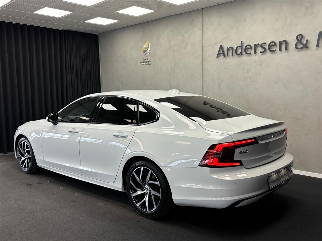 Volvo S90 2,0 D4 R-design 190HK 8g Aut. - Image 4