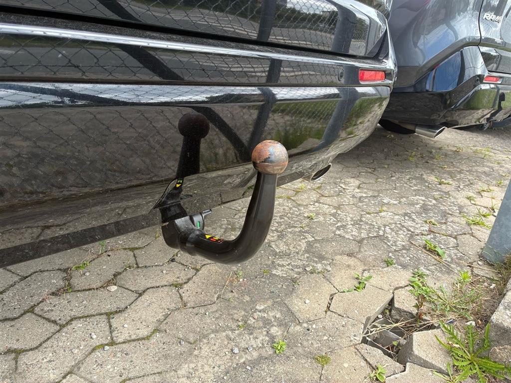Toyota RAV4 Plug-in 2,5 Plugin-hybrid Active Premium AWD 306HK 5d 6g Aut. - Image 5