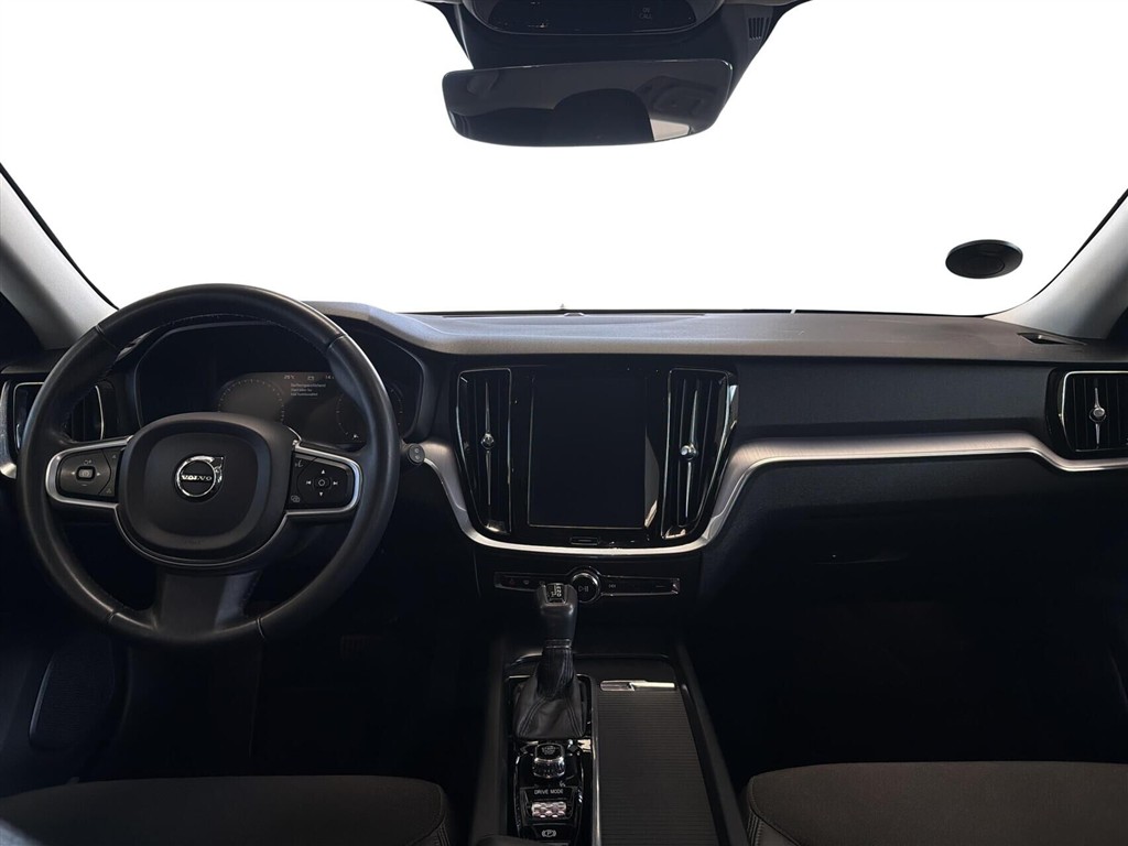 Volvo V60 2,0 D4 Momentum 190HK Stc 8g Aut. - Image 6