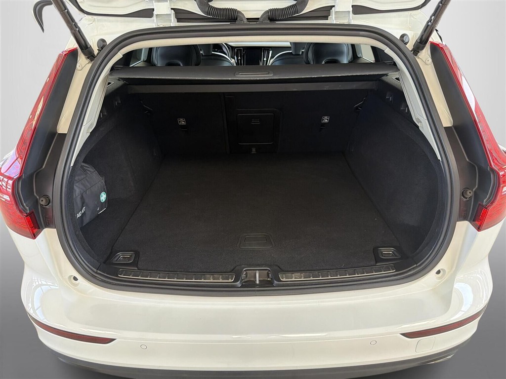 Volvo V60 2,0 D4 Momentum 190HK Stc 8g Aut. - Image 12