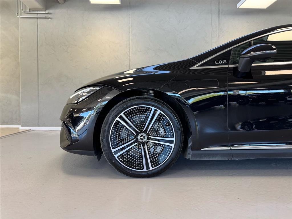 Mercedes-Benz EQE 300 EL Electric Art 245HK Aut. - Image 4
