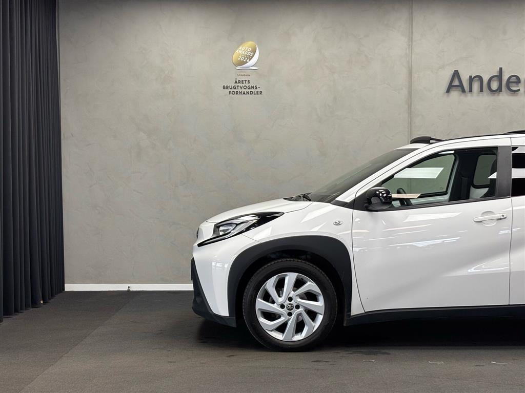 Toyota Aygo X 1,0 VVT-I Air Active 72HK 5d - Image 4
