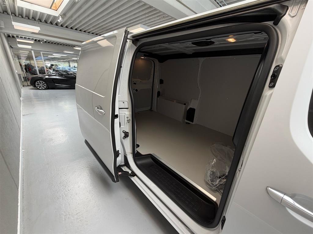 Opel Vivaro-e L2V1 EL Enjoy 136HK Van Aut. - Image 6