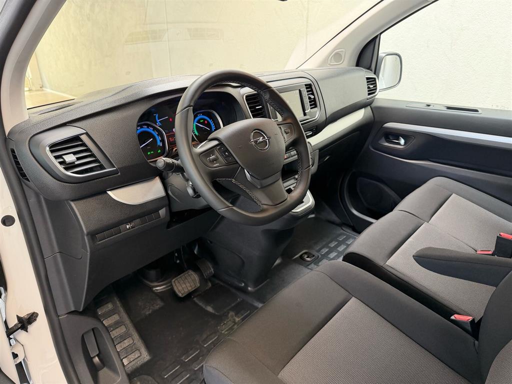 Opel Vivaro-e L2V1 EL Enjoy 136HK Van Aut. - Image 9
