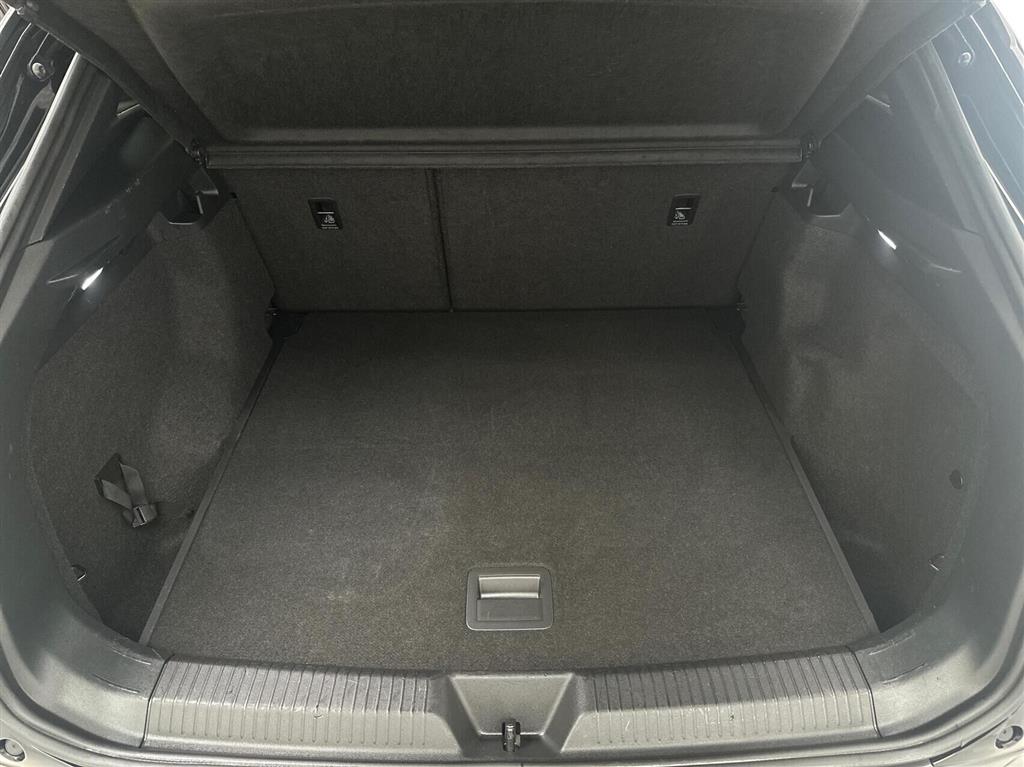 VW ID.4 EL Pro Performance 204HK 5d Aut. - Image 14