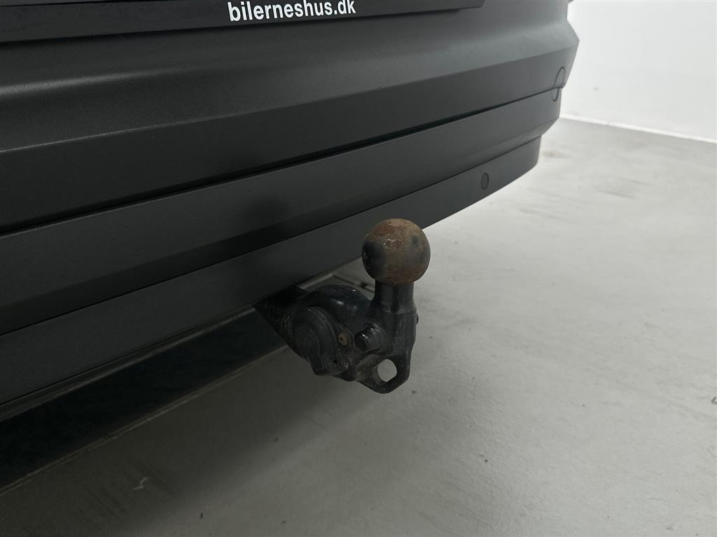 VW ID.4 EL Pro Performance 204HK 5d Aut. - Image 22