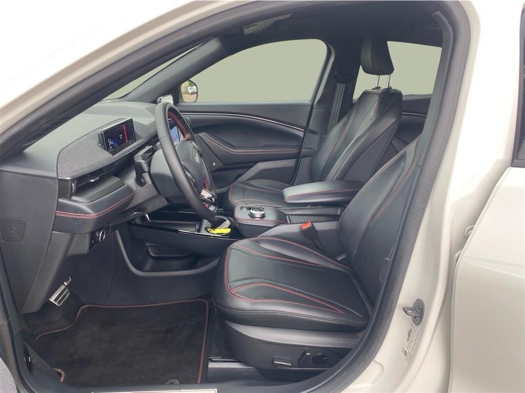 Ford Mustang Mach-E EL UR Premium 294HK 5d Aut. - Image 11