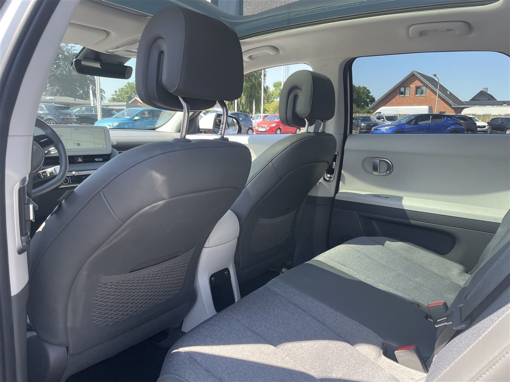 Hyundai Ioniq 5 Electric 72,6 kWh Advanced 218HK 5d Aut. - Image 6