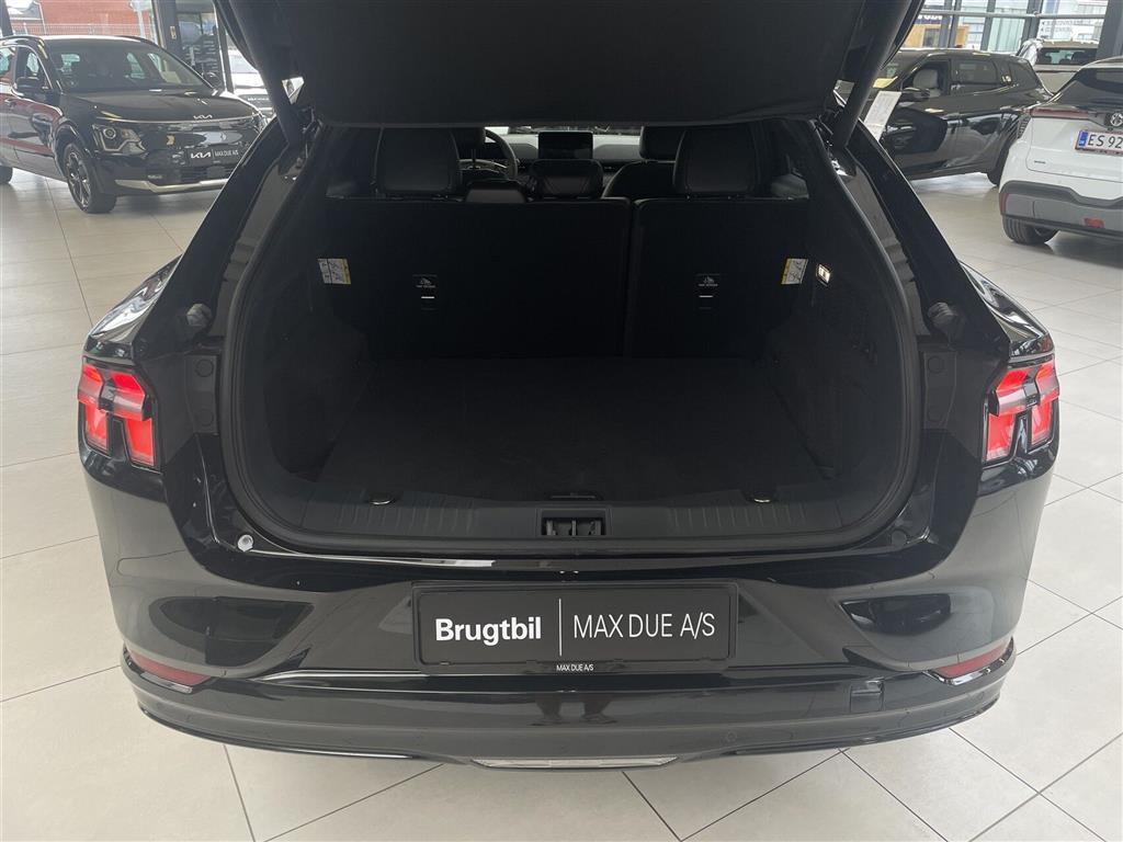 Ford Mustang Mach-E EL UR Premium AWD 351HK 5d Aut. - Image 23