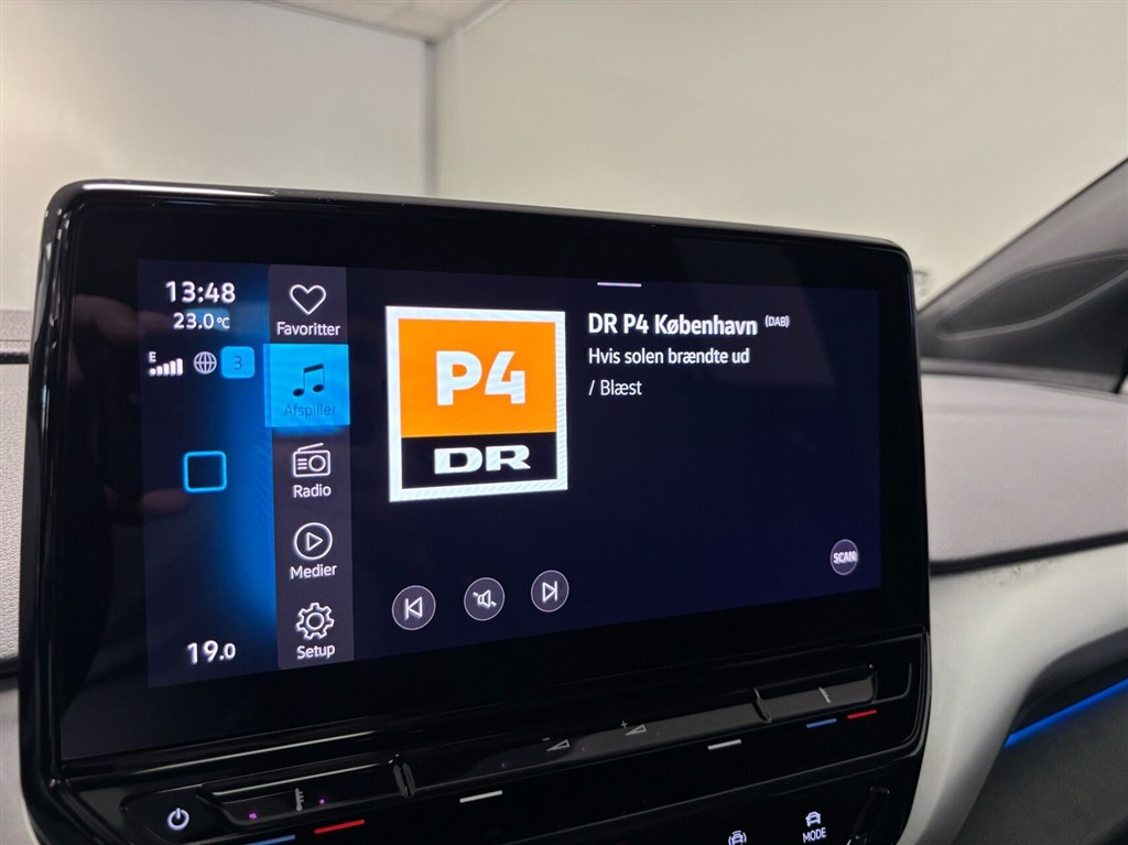 VW ID.4 EL Pro Performance 204HK 5d Aut. - Image 12
