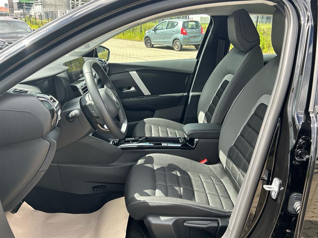 Citroën e-C4 EL You! 136HK 5d Aut. - Image 8