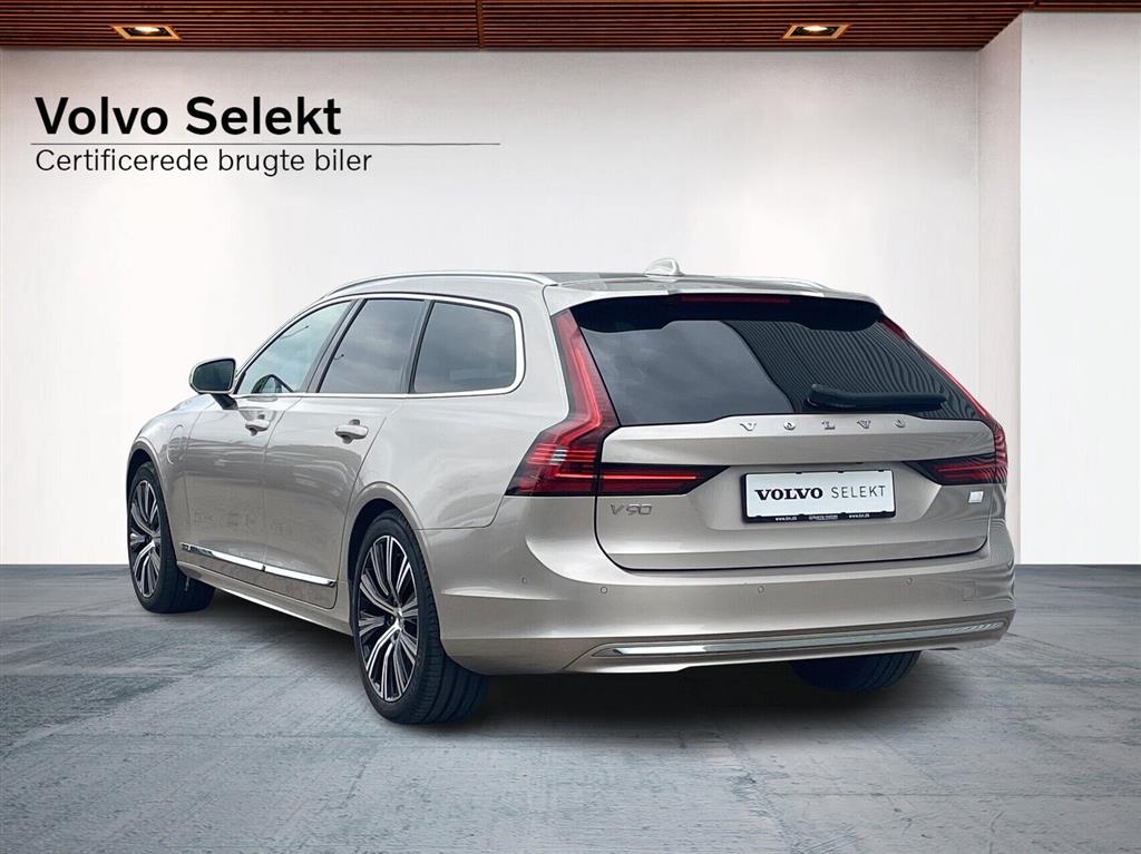 Volvo V90 2,0 T6 Recharge Plugin-hybrid Ultimate AWD 350HK Stc 8g Aut. - Image 2