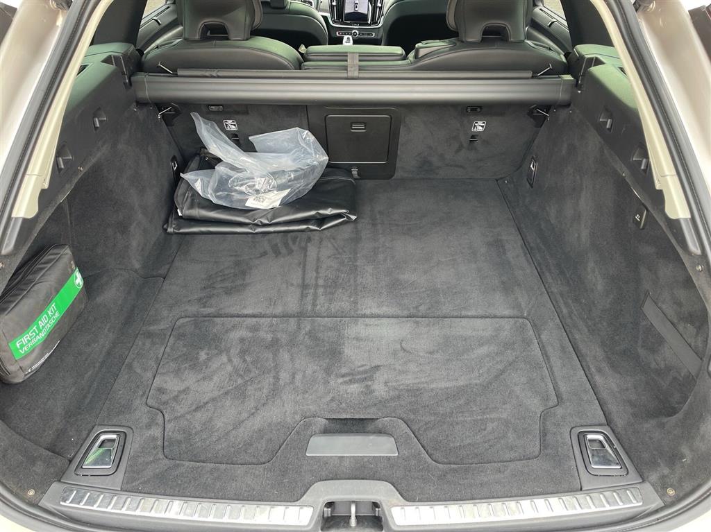 Volvo V90 2,0 T6 Recharge Plugin-hybrid Ultimate AWD 350HK Stc 8g Aut. - Image 14