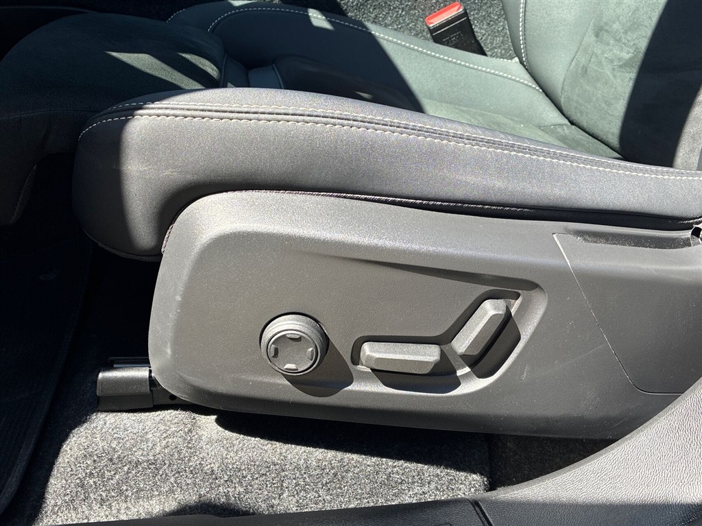 Volvo XC40 P6 Recharge Ultimate 231HK 5d Aut. - Image 23