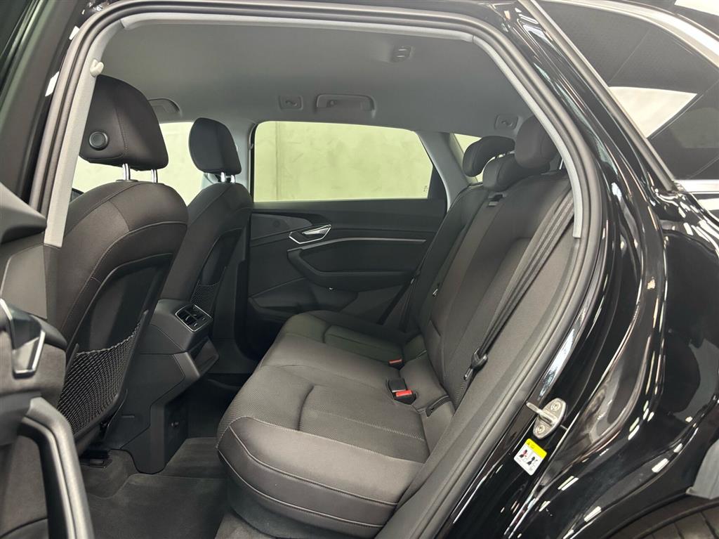 Audi E-tron 50 Quattro 313HK 5d Aut. - Image 11
