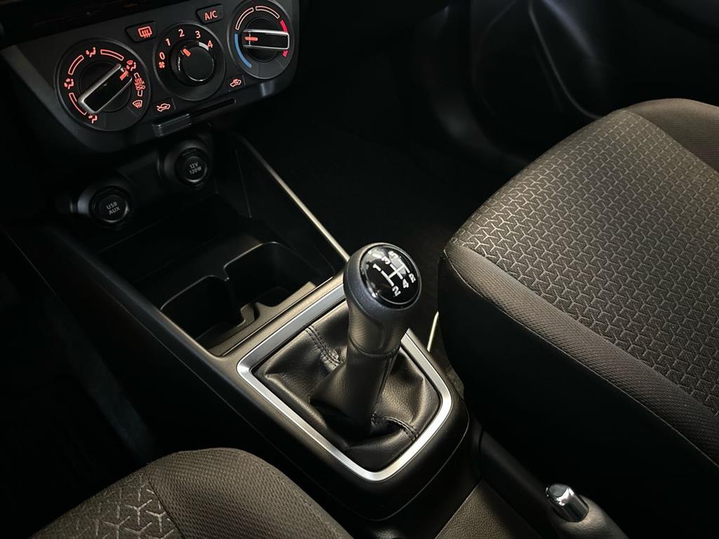 Suzuki Swift 1,2 Dualjet Mild hybrid Action AEB 83HK 5d - Image 10