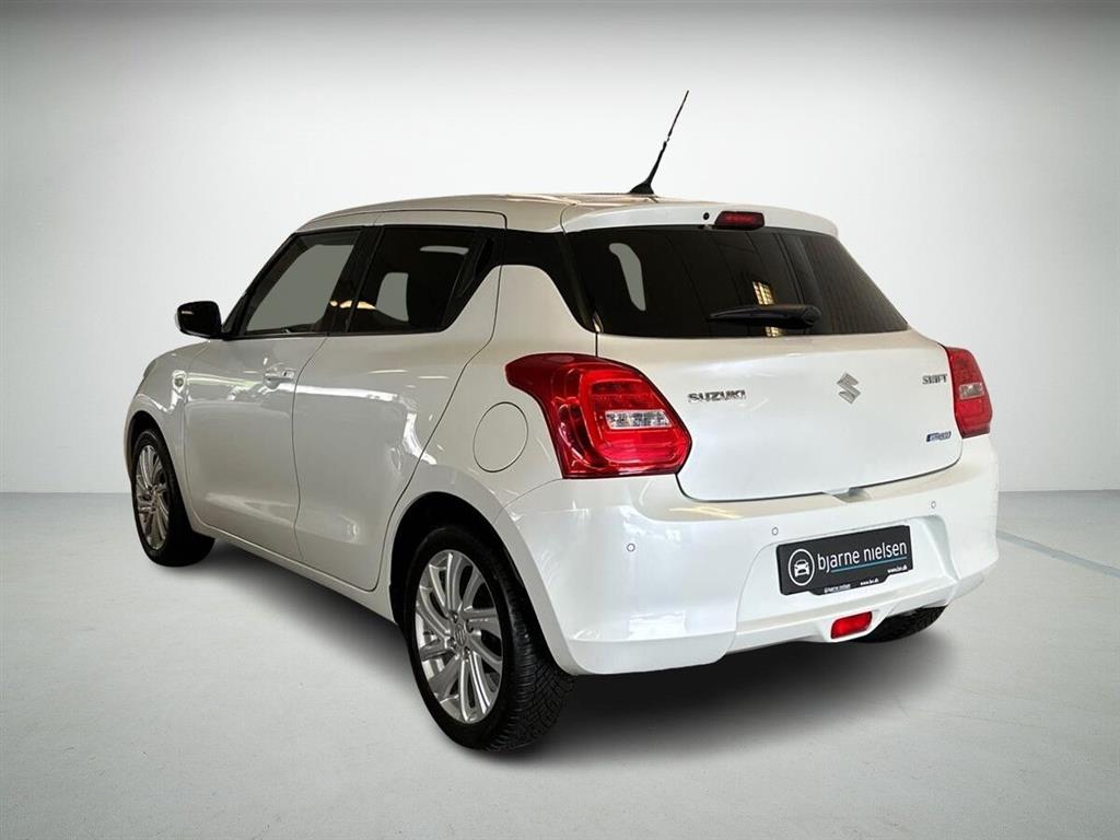 Suzuki Swift 1,2 Dualjet Mild hybrid Action AEB 83HK 5d - Image 2