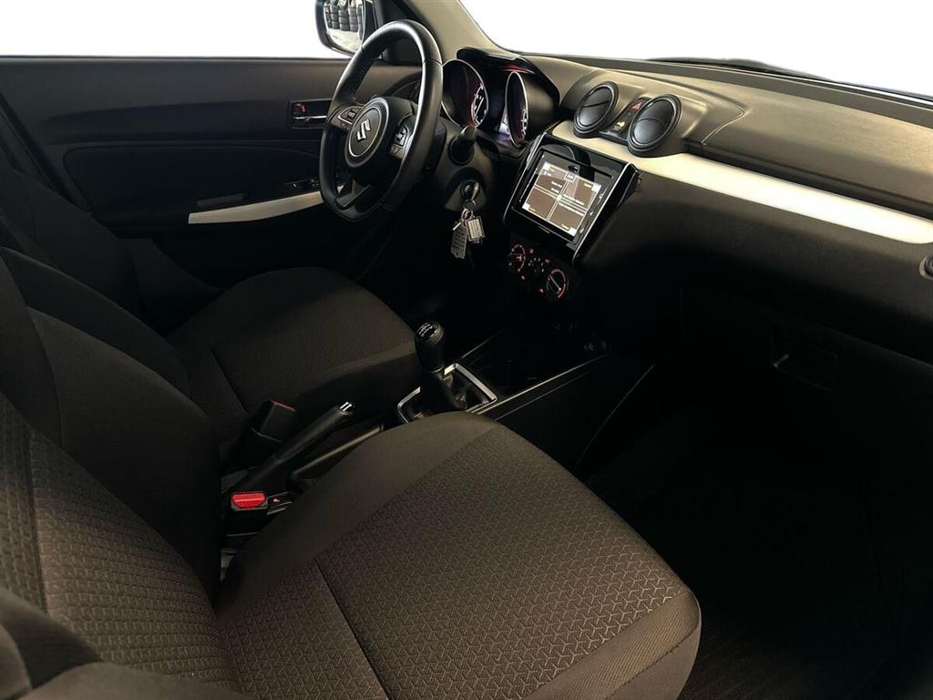 Suzuki Swift 1,2 Dualjet Mild hybrid Action AEB 83HK 5d - Image 16