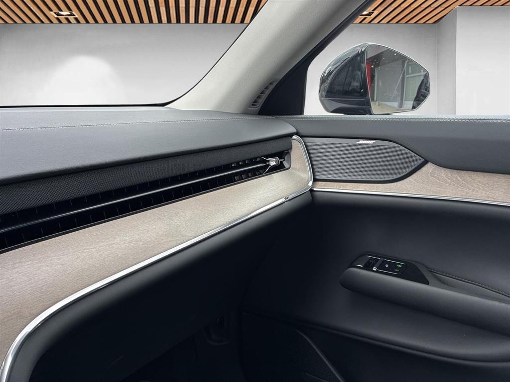 Volvo EX90 Twin Plus AWD 408HK 5d Aut. - Image 20