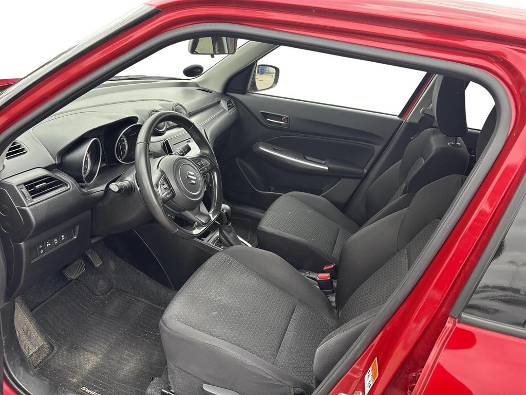 Suzuki Swift 1,2 Dualjet Mild hybrid Exclusive AEB CVT 83HK 5d Trinl. Gear - Image 4