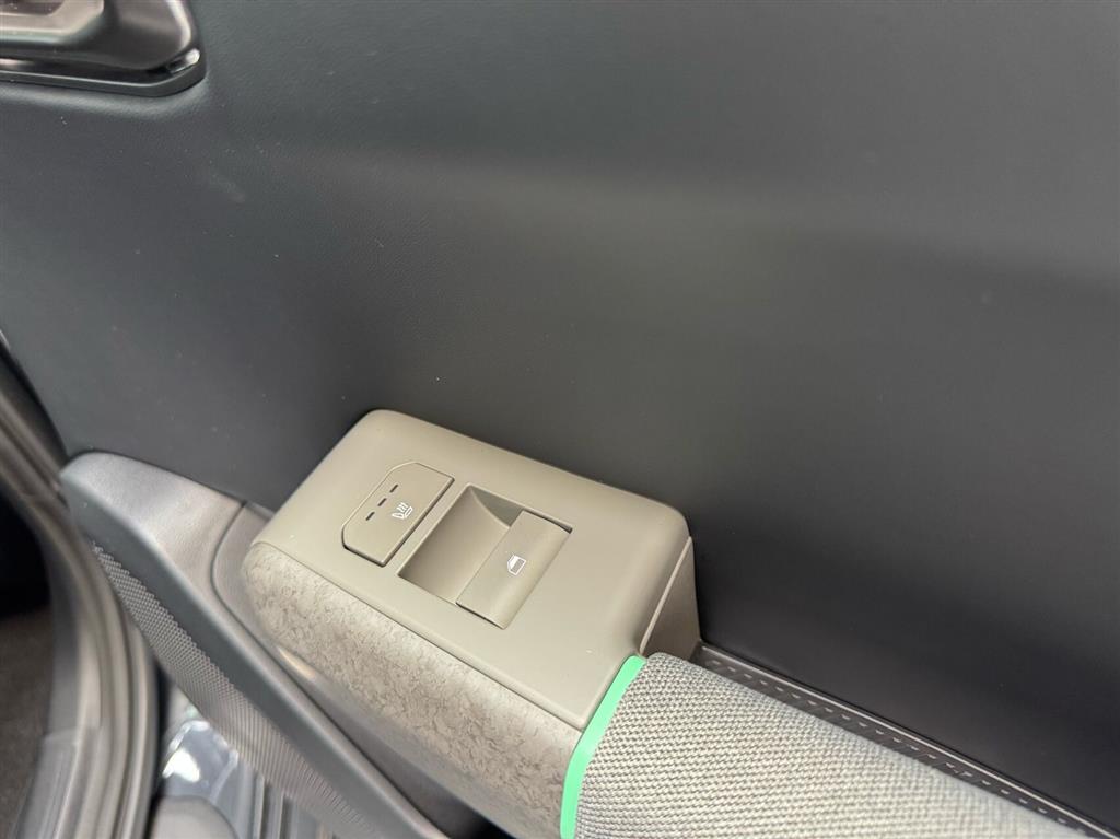 Kia EV4 EL Long Range Upgrade 204HK 5d Aut. - Image 11