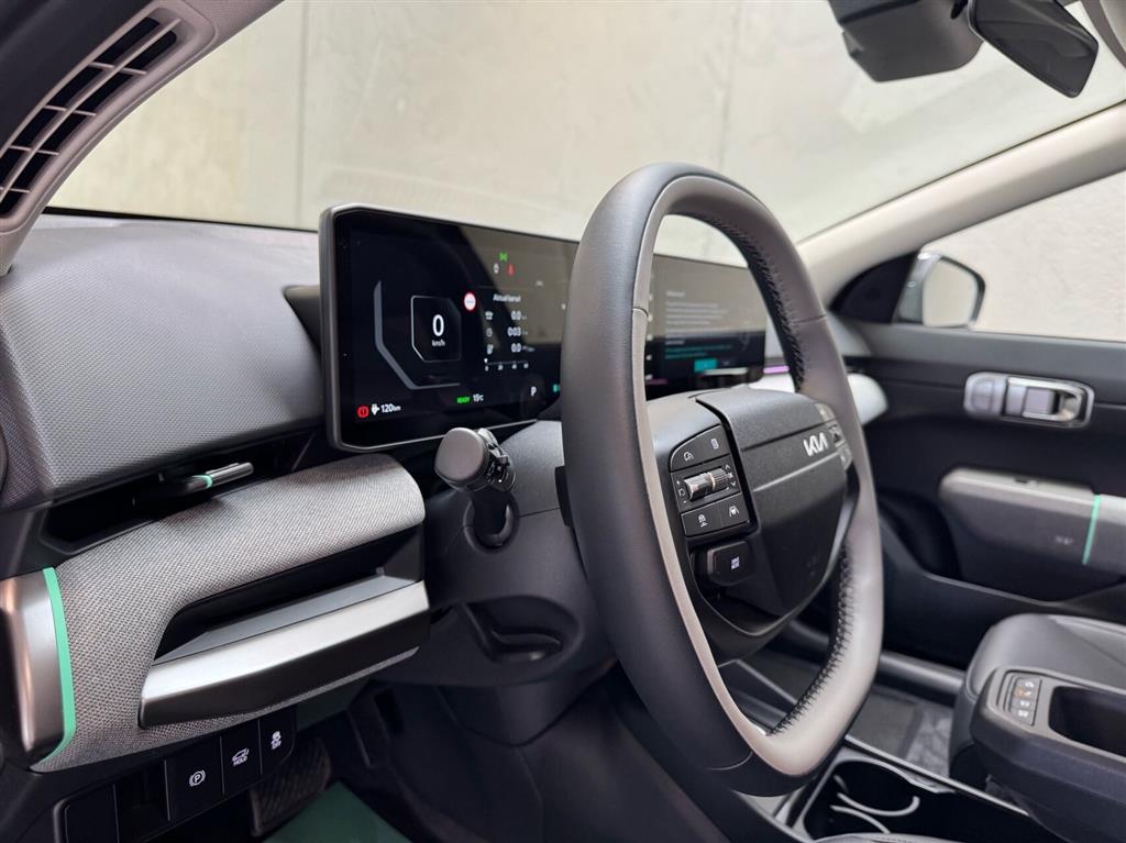 Kia EV4 EL Long Range Upgrade 204HK 5d Aut. - Image 15