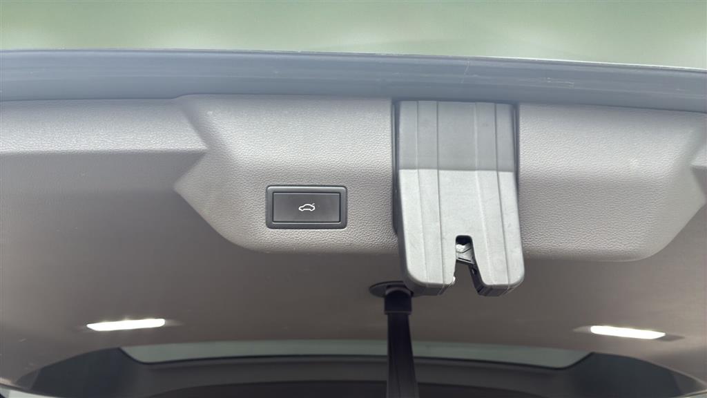VW Multivan Kort 1,4 TSI Plugin-hybrid Style DSG 218HK 6g Aut. - Image 11