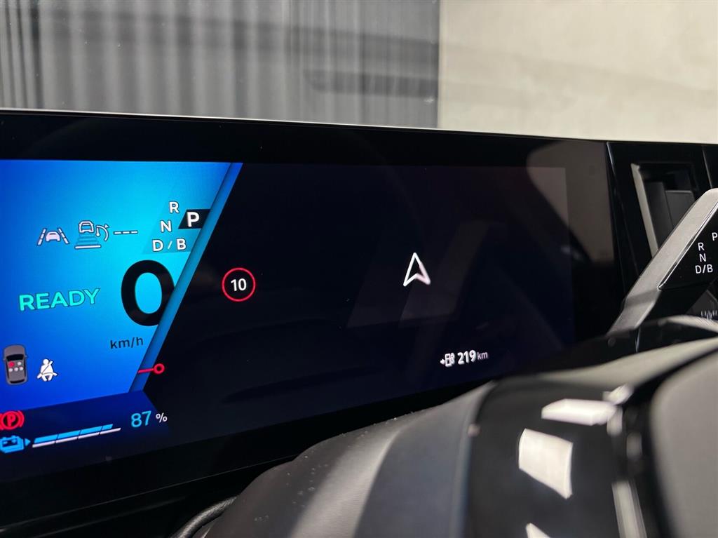 Renault Mégane E-TECH Equilibre 130HK 5d Aut. - Image 23