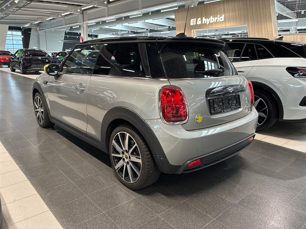 Mini Cooper SE EL Essential 184HK 3d Aut. - Image 2