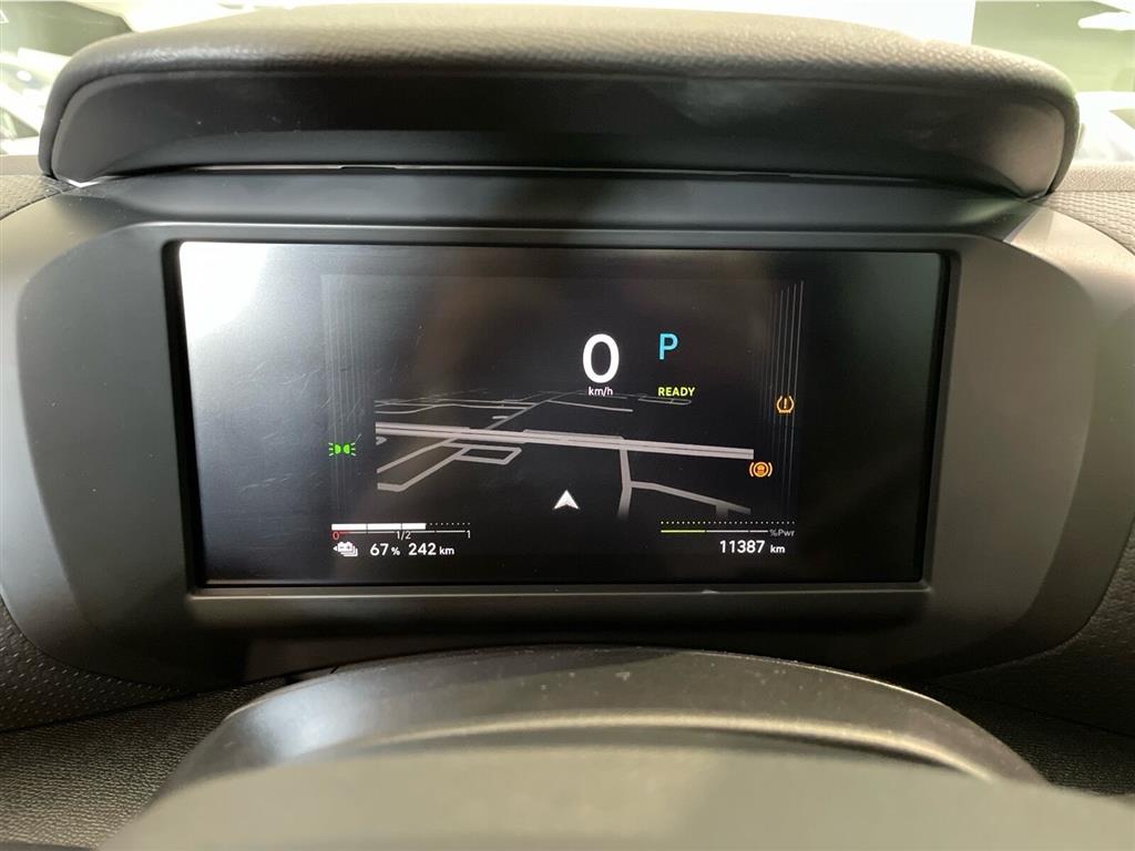 Citroën e-C4 X EL Max 156HK 5d Aut. - Image 14
