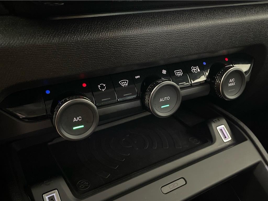 Citroën e-C4 X EL Max 156HK 5d Aut. - Image 18