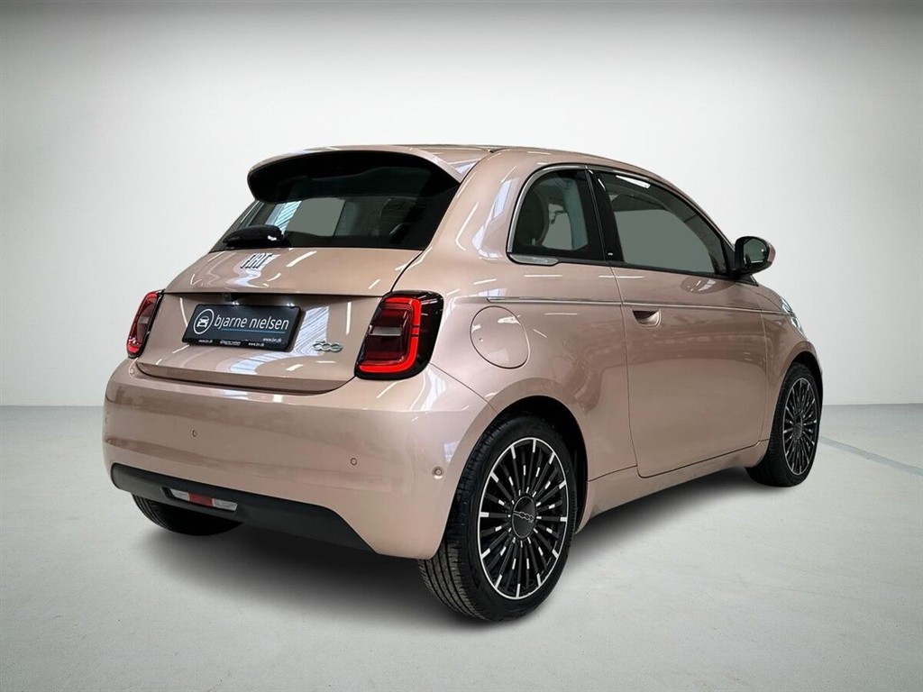 Fiat 500e EL La Prima By Bocelli 118HK 3d Aut. - Image 2