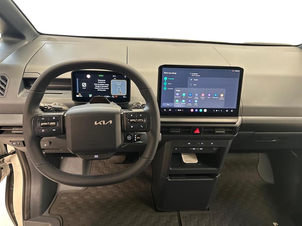 Kia PV5 Cargo L2H1 EL Long Range Work Pro 163HK Van Aut. - Image 9