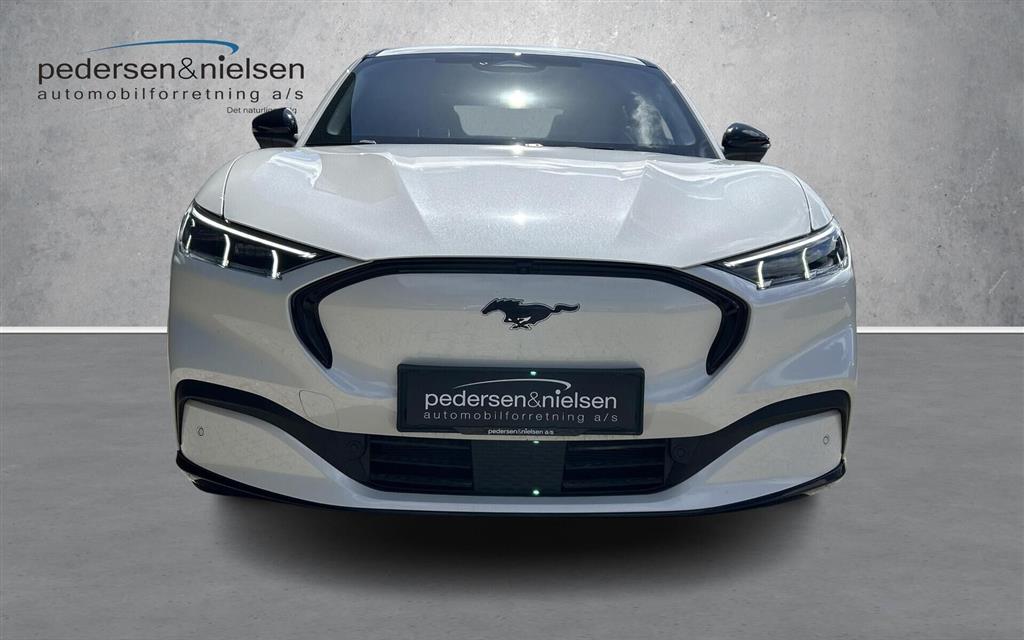 Ford Mustang Mach-E EL UR Premium AWD 351HK 5d Aut. - Image 7