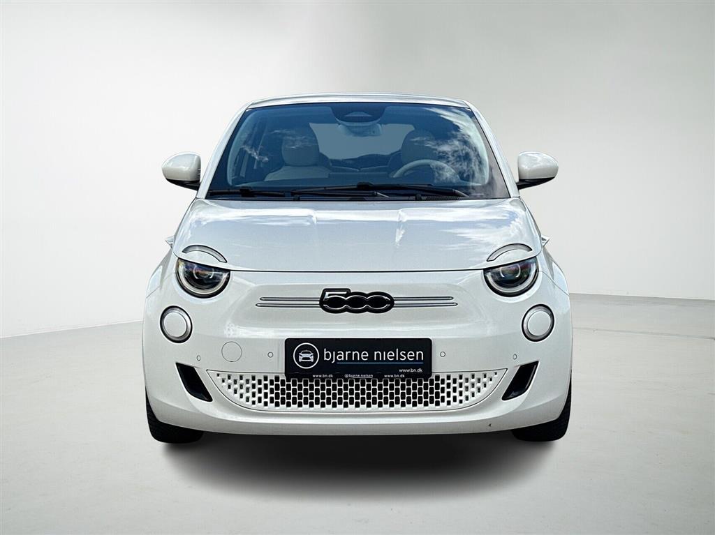 Fiat 500e 3+1 EL La Prima By Bocelli 118HK 4d Aut. - Image 6