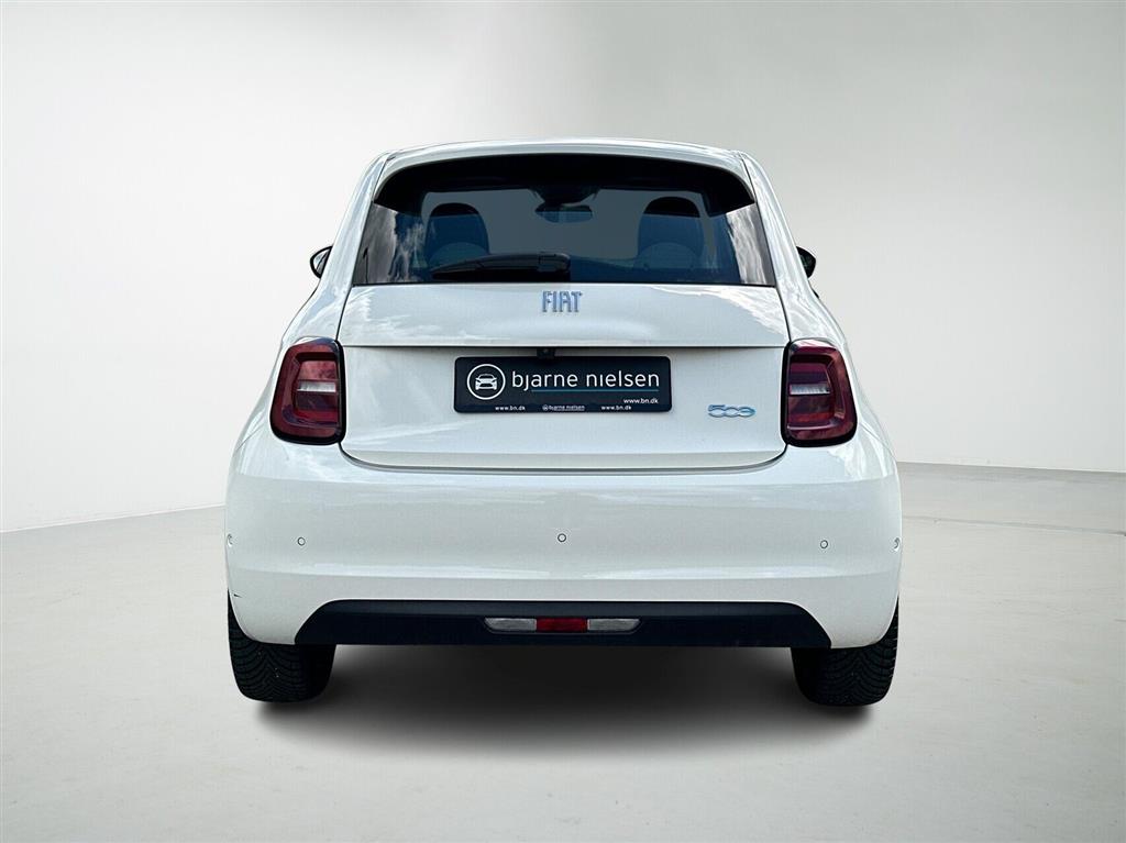 Fiat 500e 3+1 EL La Prima By Bocelli 118HK 4d Aut. - Image 7