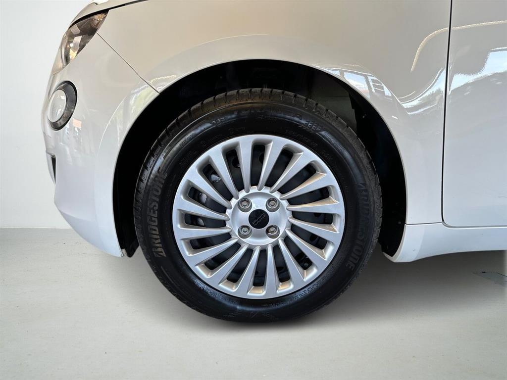 Fiat 500e EL Icon 118HK 3d Aut. - Image 7