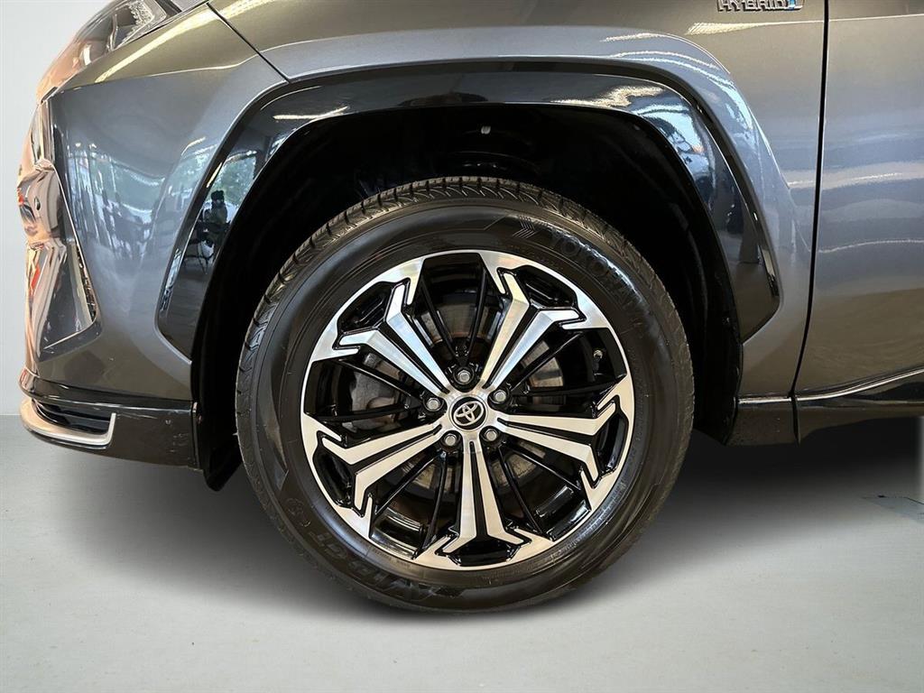 Toyota RAV4 Plug-in 2,5 Plugin-hybrid H3 Executive AWD 306HK 5d 6g Aut. - Image 7