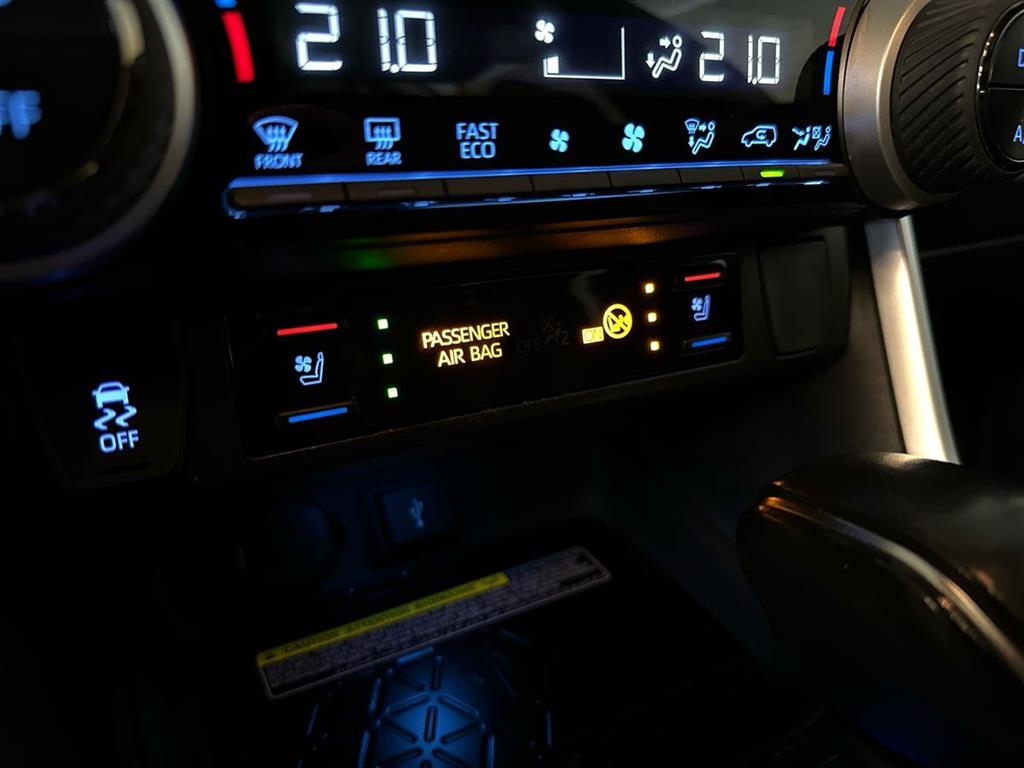 Toyota RAV4 Plug-in 2,5 Plugin-hybrid H3 Executive AWD 306HK 5d 6g Aut. - Image 26