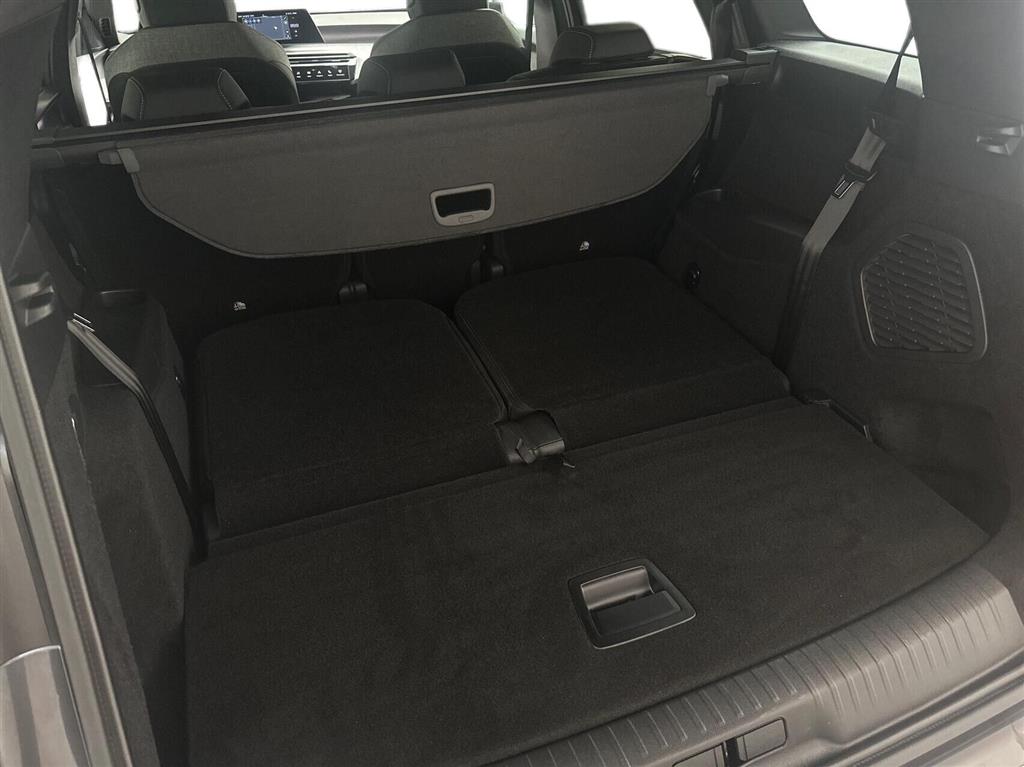 Peugeot e-5008 EL GT Pack 325HK 5d Aut. - Image 14